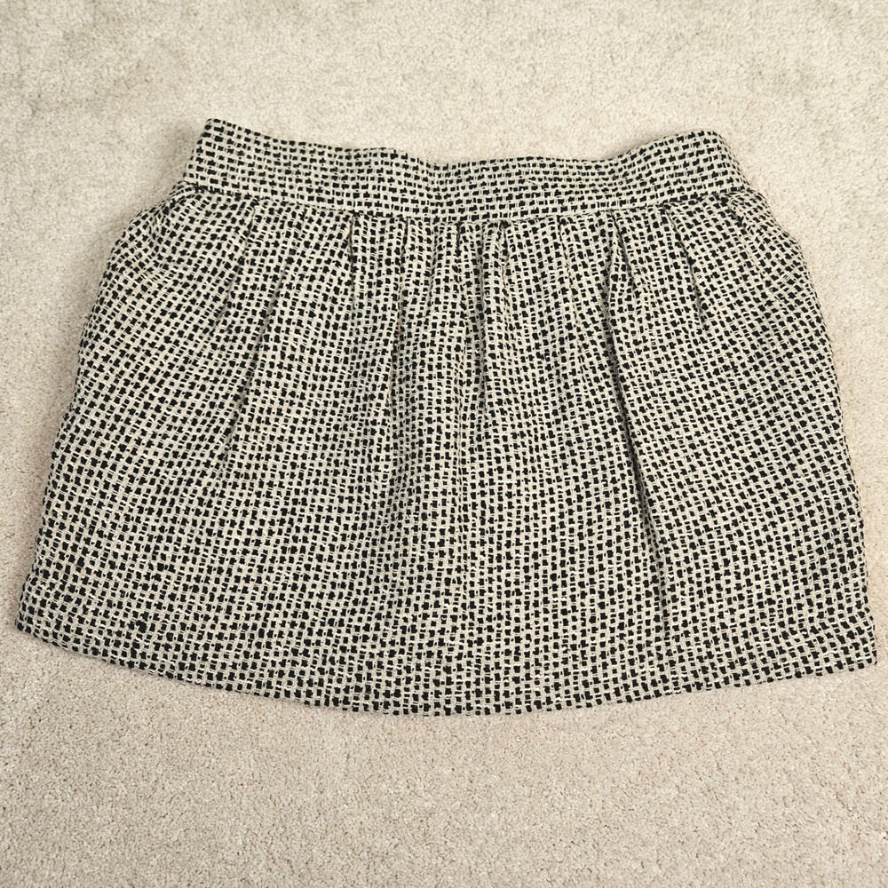 Diane von Furstenberg Black White Woven Tweed Mini Skirt Size 6 Pockets Lined